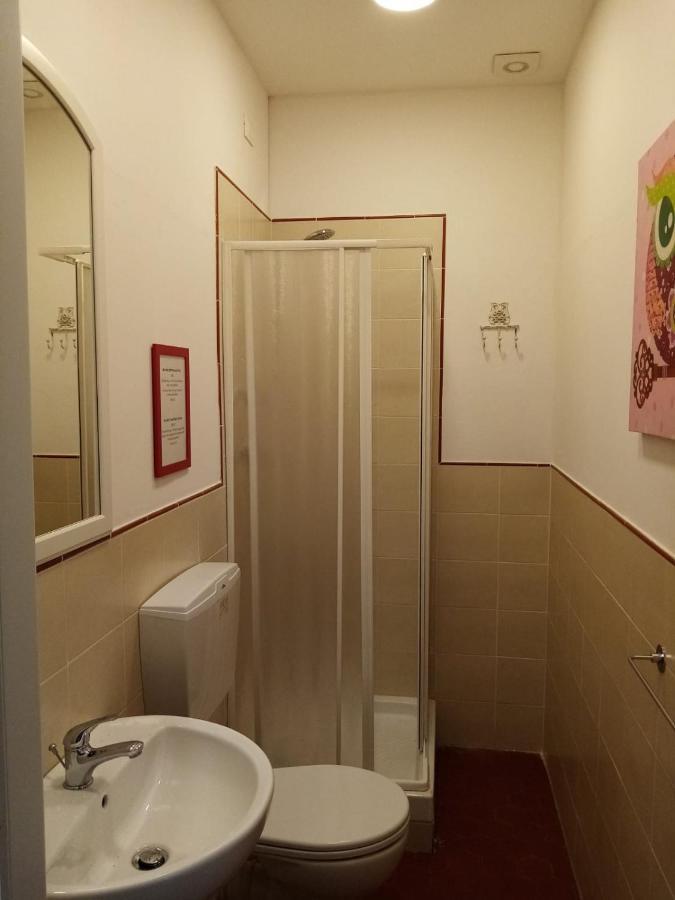 Binario 5 Bed & Breakfast ลุคคา ภายนอก รูปภาพ