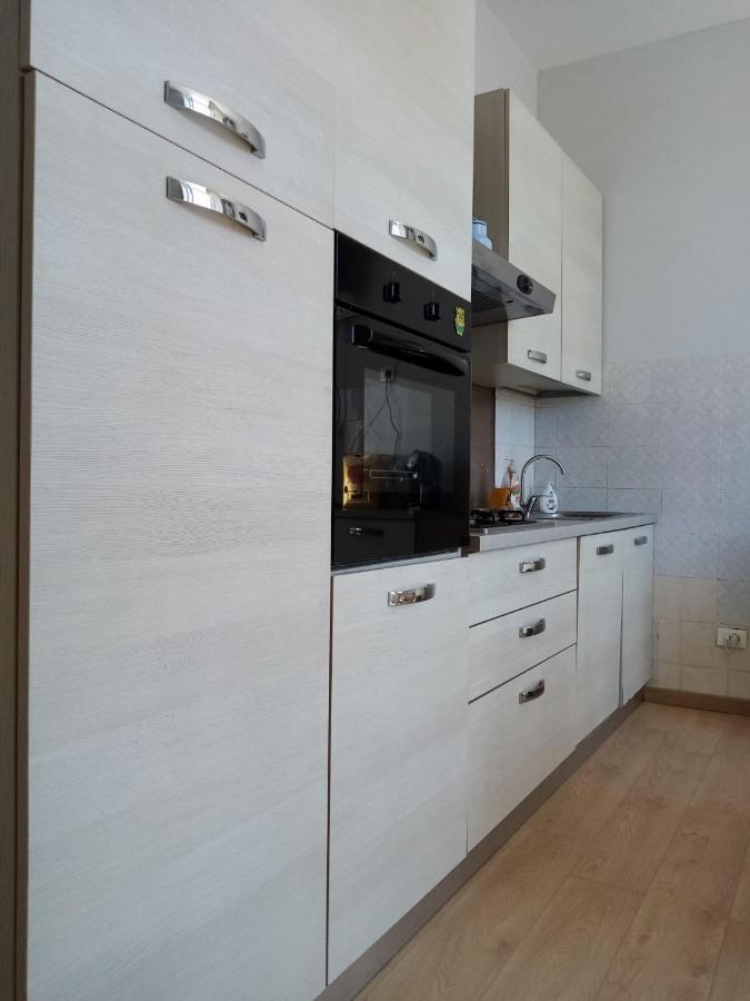 Binario 5 Bed & Breakfast ลุคคา ภายนอก รูปภาพ