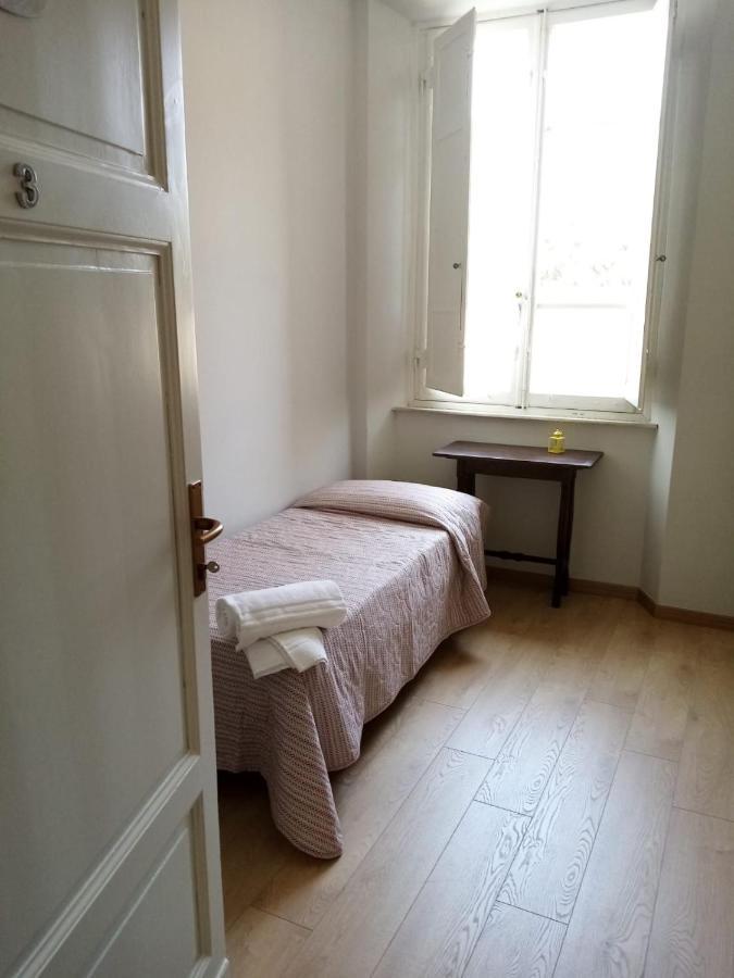 Binario 5 Bed & Breakfast ลุคคา ภายนอก รูปภาพ