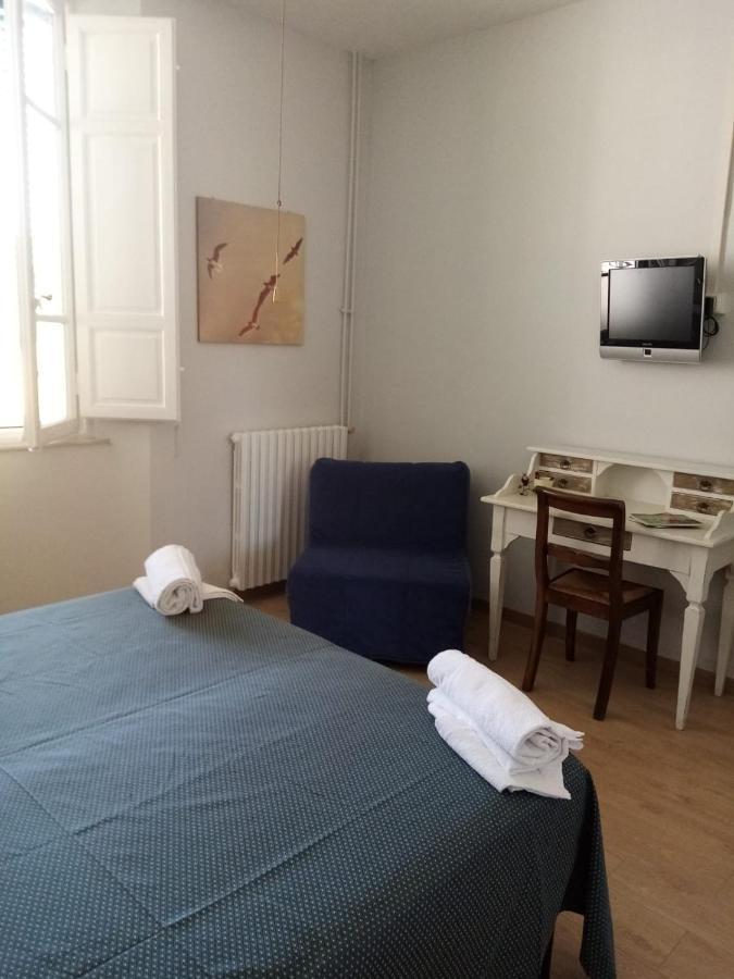 Binario 5 Bed & Breakfast ลุคคา ภายนอก รูปภาพ