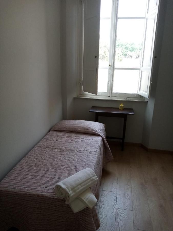Binario 5 Bed & Breakfast ลุคคา ภายนอก รูปภาพ